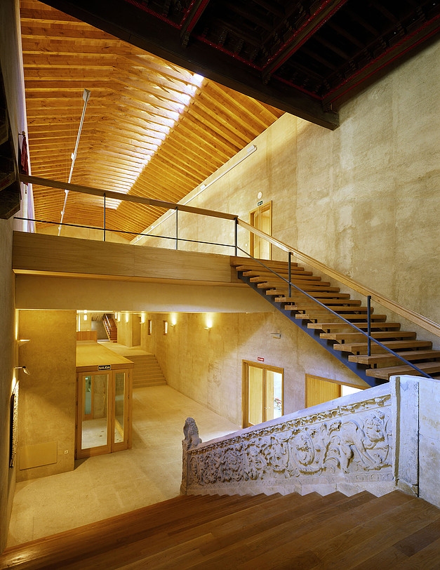 CASA DE JAP�N EN ESPA�A Rehabilitaci�n del Palacio San Boal