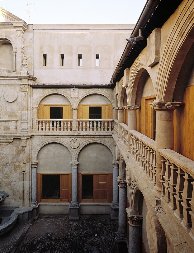 CASA DE JAP�N EN ESPA�A Rehabilitaci�n del Palacio San Boal